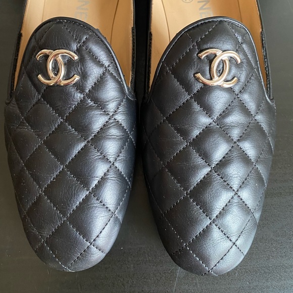 EUC Chanel CC Lambskin Quilted Leather Loafers Flats size 37.5 fits 6.5 - Picture 5 of 11
